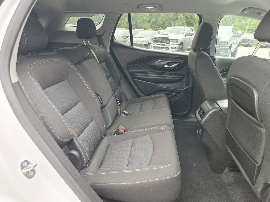 Used 2023 GMC Terrain SLE w/ Driver Convenience Package AWD/4WD image 14
