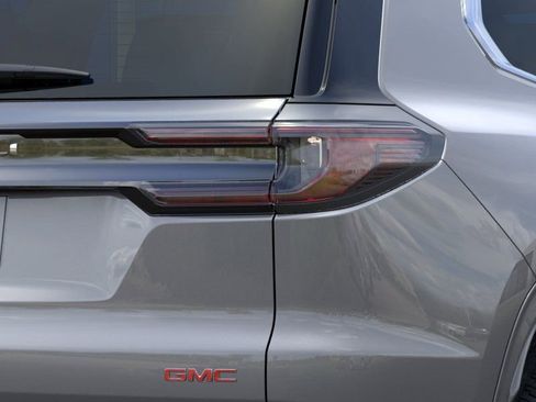 New 2026 GMC Acadia Denali w/ Super Cruise Package FWD image 11