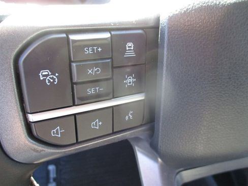 New 2025 Ford F150 Lariat w/ Equipment Group 502A High image 19