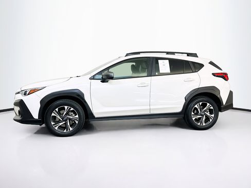 Used 2024 Subaru Crosstrek 2.0i Premium image 4
