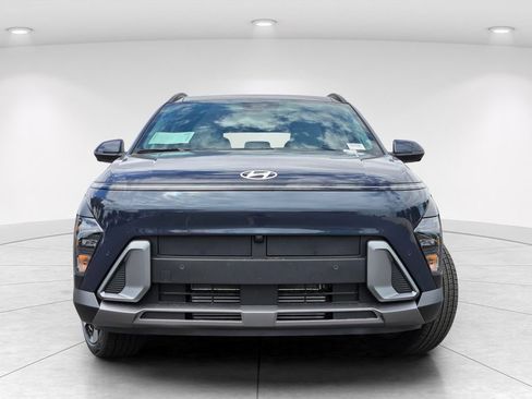 New 2026 Hyundai Kona Limited FWD image 2