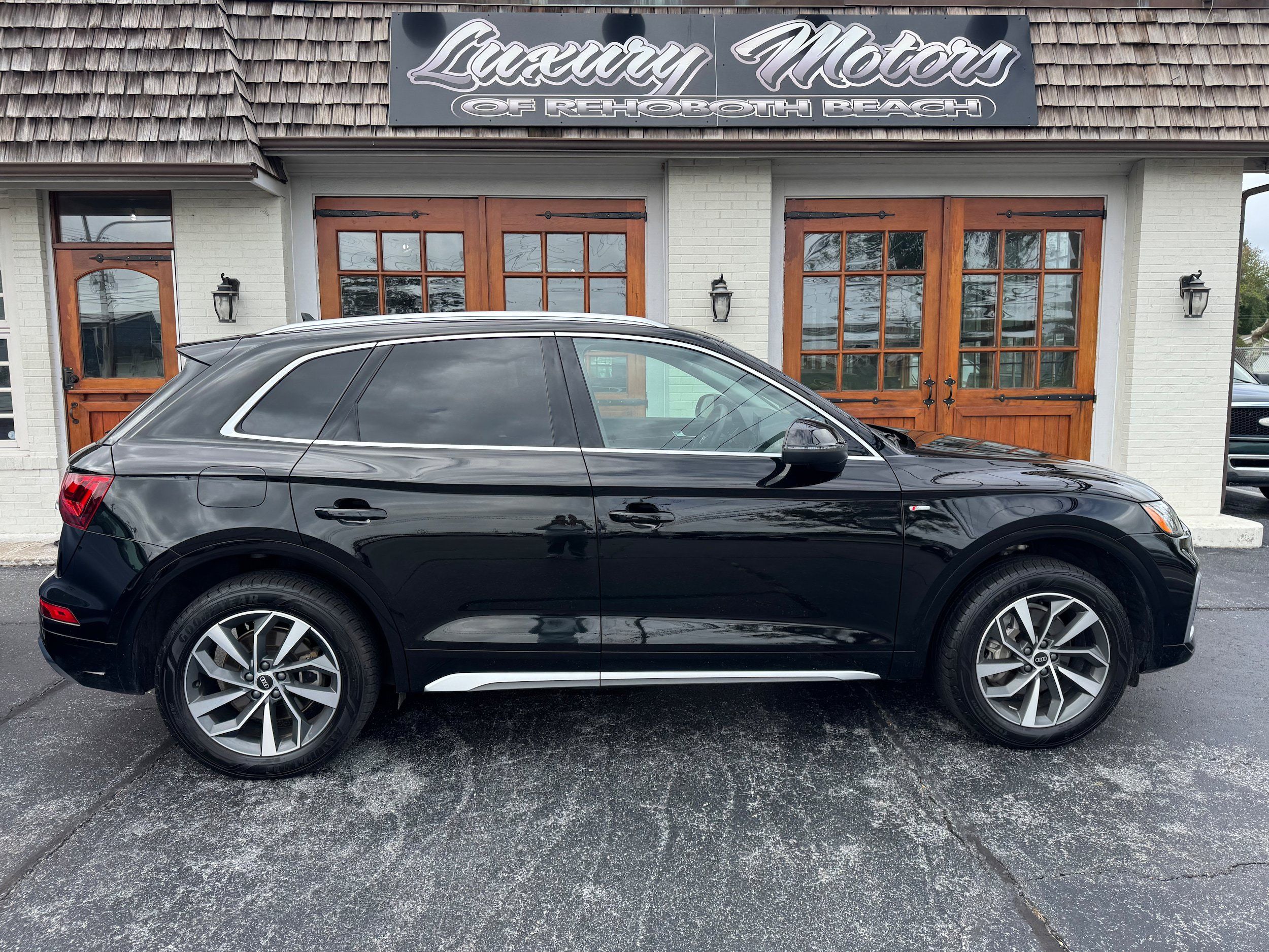 Used 2023 Audi Q5 2.0T Premium Plus AWD/4WD image 1