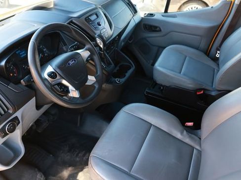 Used 2018 Ford Transit 250 148 High Roof image 6