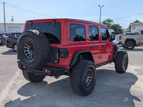 Used 2022 Jeep Wrangler Unlimited Sport AWD/4WD image 5