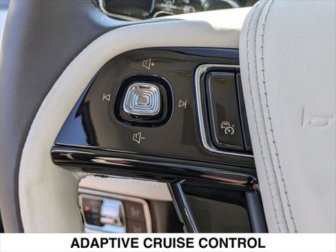 Used 2023 Lincoln Aviator Black Label w/ Dynamic Handling Package image 14