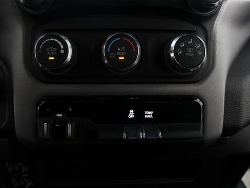 Used 2024 RAM 2500 Big Horn w/ Bed Utility Group image 6