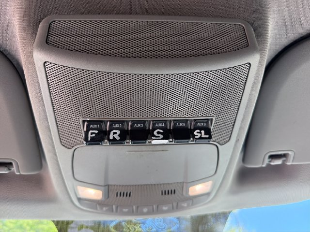 Used 2017 Ford F550 4x4 Regular Cab Super Duty w/ Power Equipment Group image 22