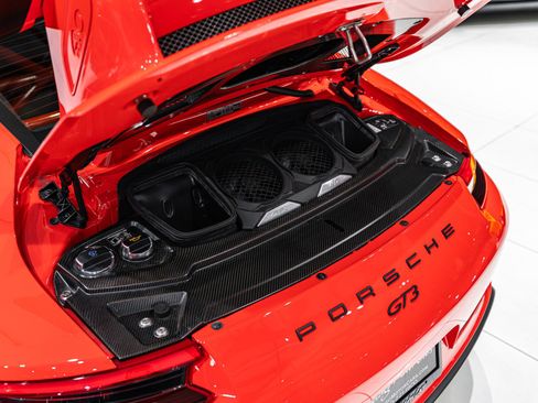 Used 2018 Porsche 911 GT3 RWD image 47