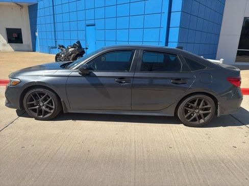 Used 2024 Honda Civic Sport image 8