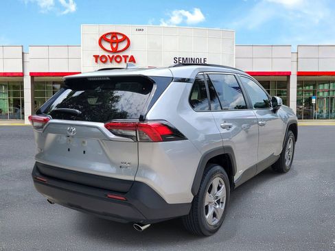 Used 2025 Toyota RAV4 XLE w/ Convenience Package AWD/4WD image 3