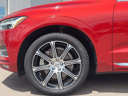 Used 2018 Volvo XC60 T6 Inscription w/ Luxury Seat Package AWD/4WD image 10