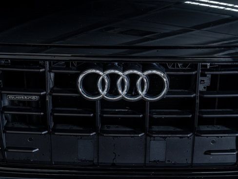 Used 2020 Audi Q8 Premium w/ Black Optic Package image 16