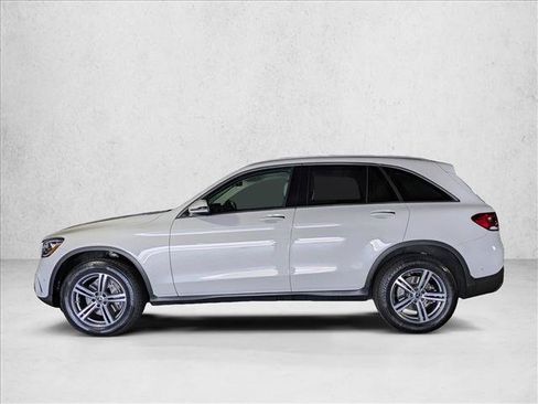 Used 2021 Mercedes-Benz GLC 300 4MATIC image 9