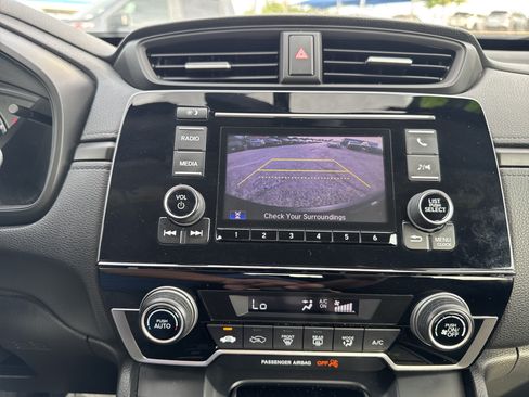 Used 2018 Honda CR-V LX image 28