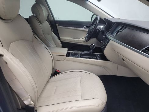 Used 2015 Hyundai Genesis 3.8 w/ Option Group 04 RWD image 21