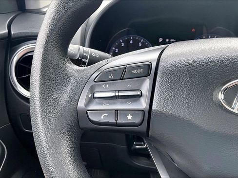Used 2022 Hyundai Kona SE w/ Cargo Package FWD image 18