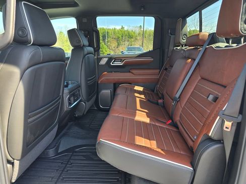 New 2026 GMC Sierra 1500 Denali Ultimate image 13