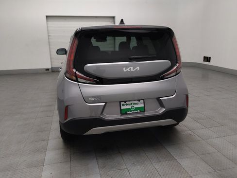 Used 2025 Kia Soul LX image 6