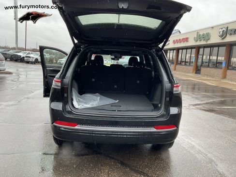 New 2026 Jeep Grand Cherokee Limited AWD/4WD image 28