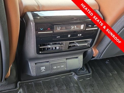 Used 2025 Acura MDX FWD w/ Technology Package image 12