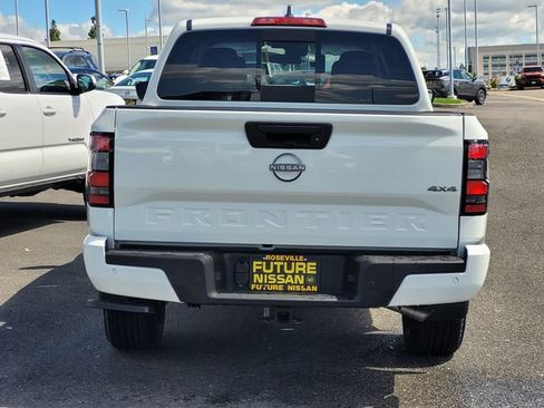 New 2026 Nissan Frontier SV w/ Tow Package AWD/4WD image 6