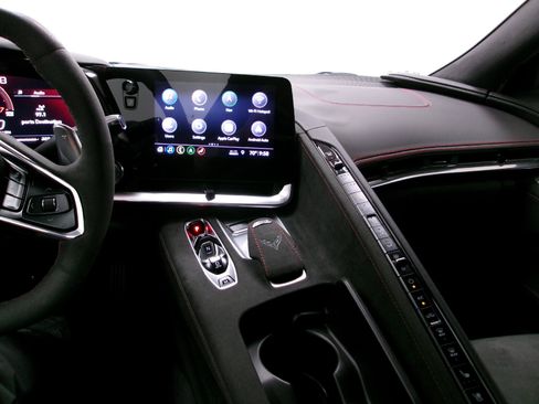 Used 2020 Chevrolet Corvette Stingray Premium Cpe w/ 3LT Preferred Equipment Group RWD image 10