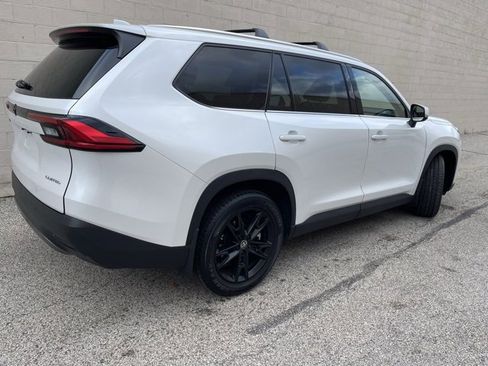 Used 2024 Toyota Grand Highlander Limited image 5