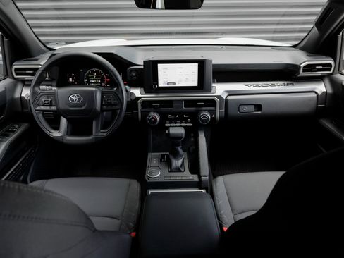 Used 2025 Toyota Tacoma SR5 image 16