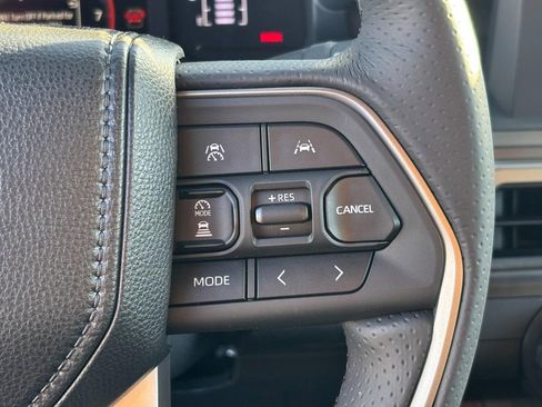 New 2025 Toyota 4Runner SR5 image 14