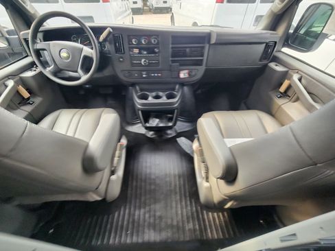 New 2025 Chevrolet Express 2500 w/ Driver Convenience Package image 16