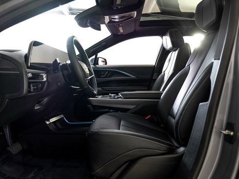 Used 2024 Cadillac Lyriq Luxury w/ LPO, Floor Liner Package image 4