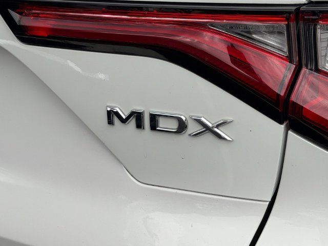 Certified 2024 Acura MDX w/ Technology Package FWD image 9