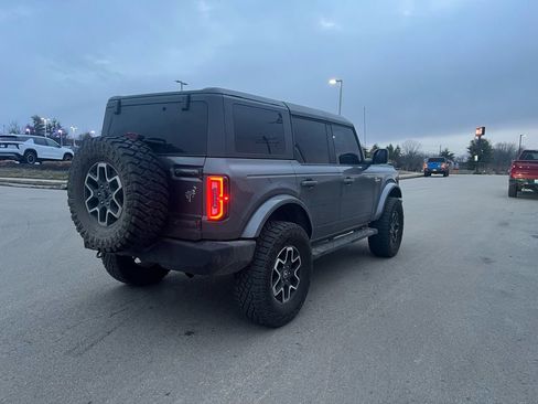 Used 2022 Ford Bronco Outer Banks image 2