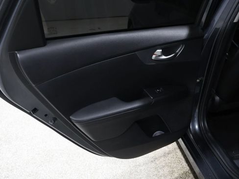 Used 2021 Kia Forte LXS image 18