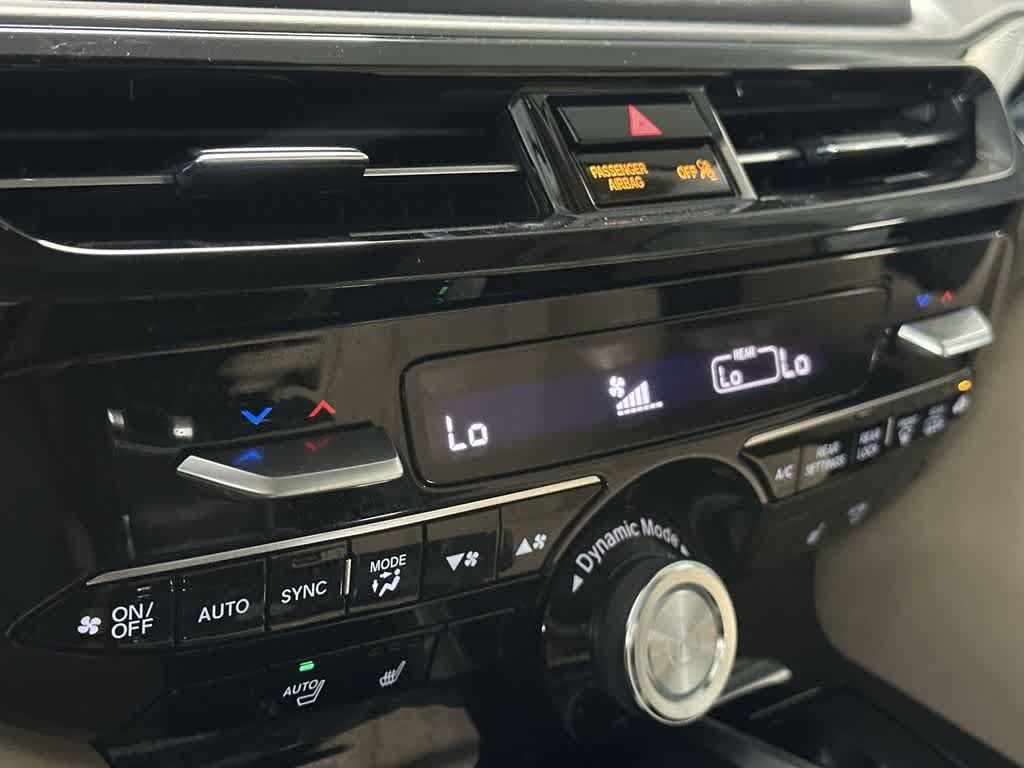 Certified 2024 Acura MDX w/ Technology Package FWD image 28