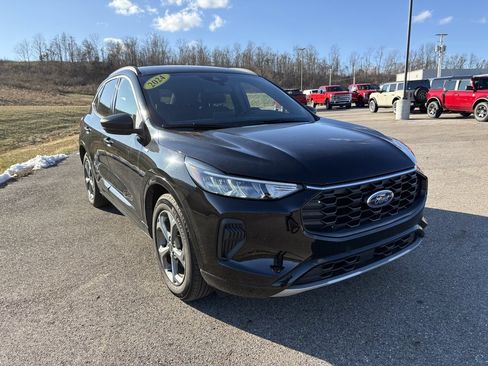 Used 2024 Ford Escape ST-Line image 7