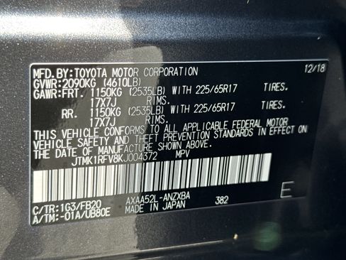 Used 2019 Toyota RAV4 LE FWD image 31
