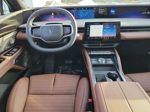 New 2026 Lincoln Nautilus Reserve image 12