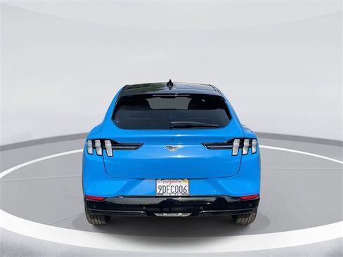 Used 2022 Ford Mustang Mach-E Premium image 6