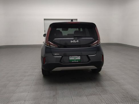 Used 2023 Kia Soul LX w/ Option Group 015 FWD image 6