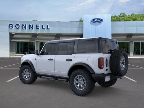 New 2025 Ford Bronco Badlands image 4