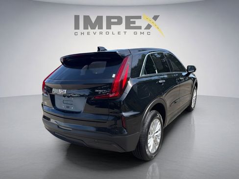 Used 2024 Cadillac XT4 Luxury FWD image 5