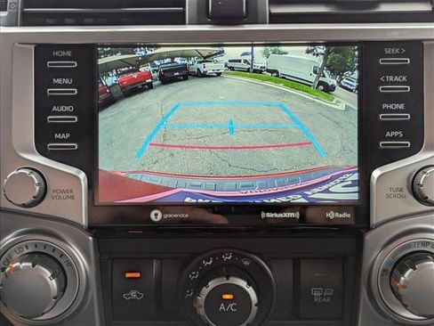 Used 2022 Toyota 4Runner SR5 AWD/4WD image 13