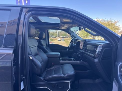 Used 2024 Ford F250 Lariat w/ Lariat Ultimate Package image 12