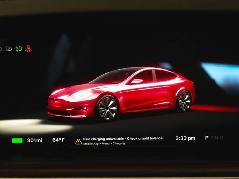 Used 2023 Tesla Model S Standard Range AWD/4WD image 28