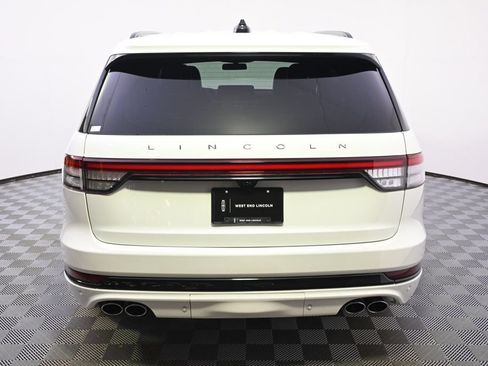 New 2026 Lincoln Aviator Reserve w/ Jet Appearance Package AWD/4WD image 5