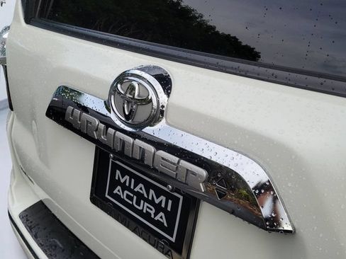 Used 2022 Toyota 4Runner Limited RWD image 5