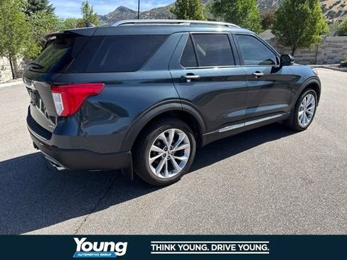 Used 2023 Ford Explorer Platinum w/ Technology Package AWD/4WD image 11