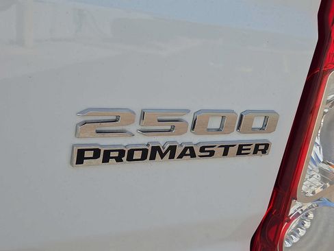 Used 2025 RAM ProMaster 2500 w/ Convenience Group FWD image 29