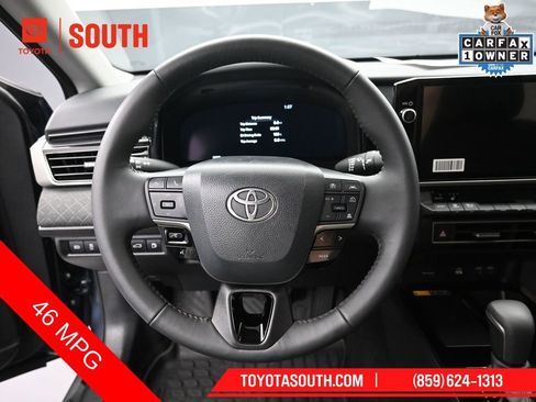 Used 2026 Toyota Camry XLE FWD image 23